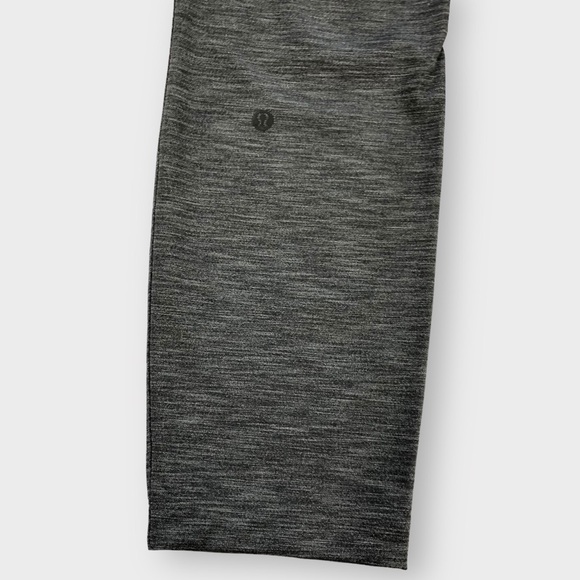 Lululemon, On The Fly Pant, Heathered Black, Size 4 - Picture 12 of 12